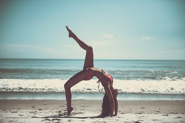 Beach Yoga Athlete Sportive Skinny  - Pexels / Pixabay
