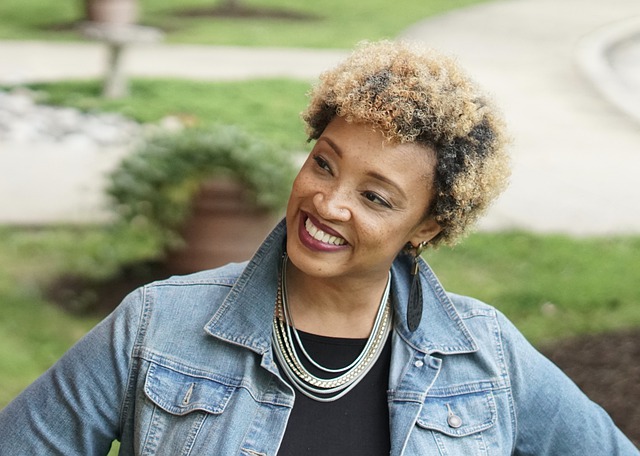 Woman Smiling Black Woman Ethnic  - NeShea / Pixabay